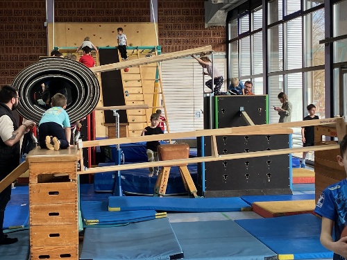 https://www.events-vfl-waiblingen.de/content/igal/geraeteparkour6-EBDR35-L-331.jpg