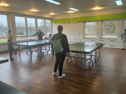 https://www.events-vfl-waiblingen.de/content/igal/tischtennis-PPW5P6-L-332.jpg